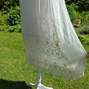NWT Giulia 100% Silk Cream Dress with Crochet Lace Made In Italy